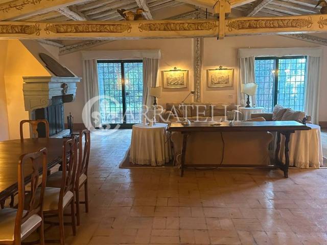 Villa in affitto a Roma via del Casale della Crescenza, giardino privato, posto auto, riscaldamento autonomo TrovaCasa