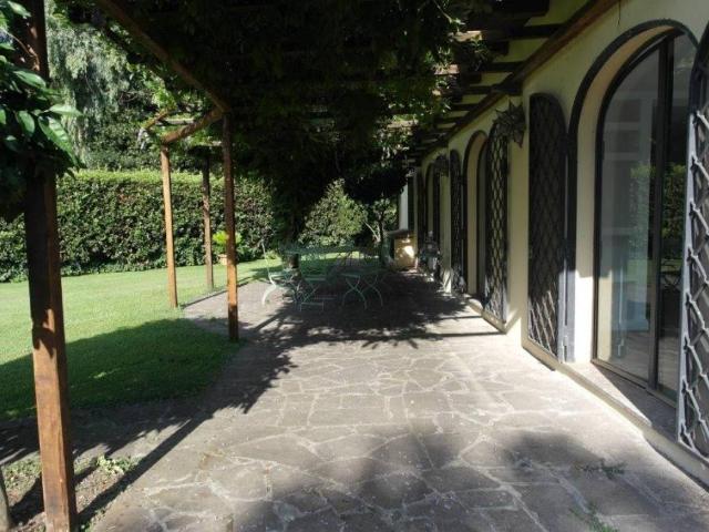 Villa in affitto a Roma RM