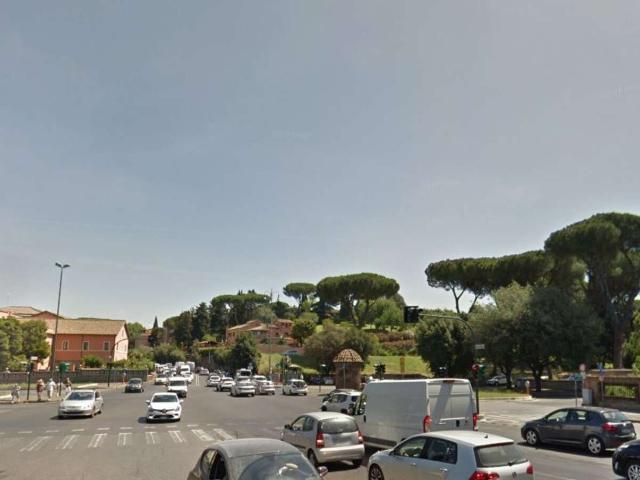 VILLA in AFFITTO a ROMA SAN SABA di 14 vani