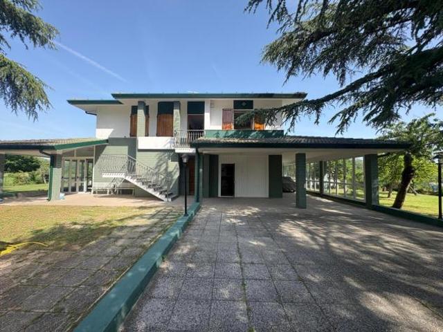 Villa in affitto a Rimini