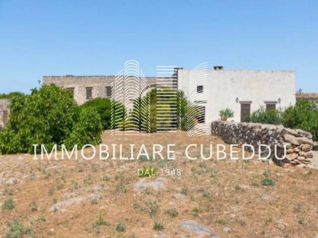Villa in affitto a Taviano via Masseria Li Giannelli, arredato, giardino privato, terrazzo TrovaCasa