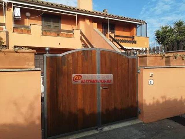 Villa in affitto a Tarquinia via Di Capo Verde, 17, giardino privato, terrazzo, balcone TrovaCasa