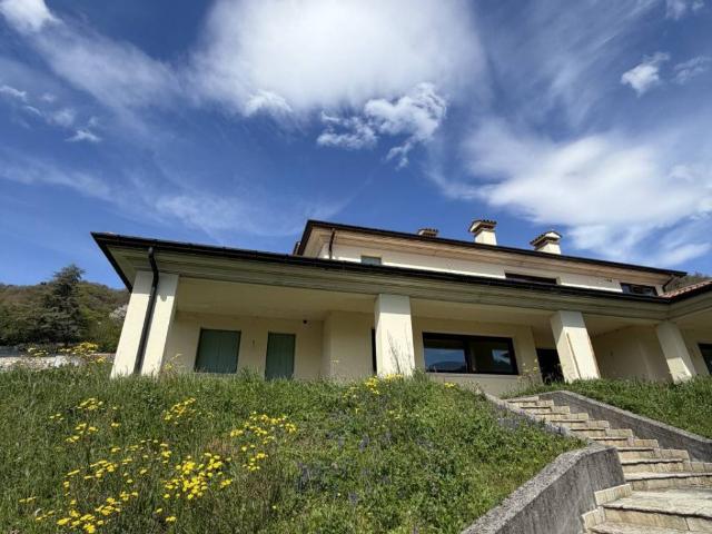 Villa in affitto a Tarzo TV