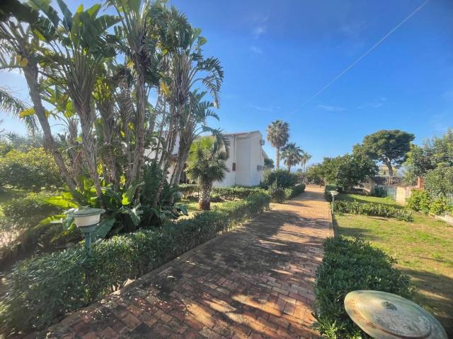 Villa in affitto a Terrasini PA