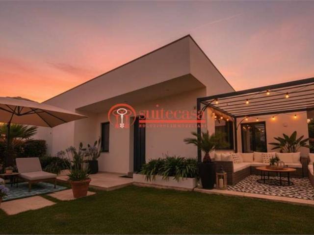 Villa in affitto a Trani via Monte d'alba, giardino privato, posto auto, impianto allarme TrovaCasa