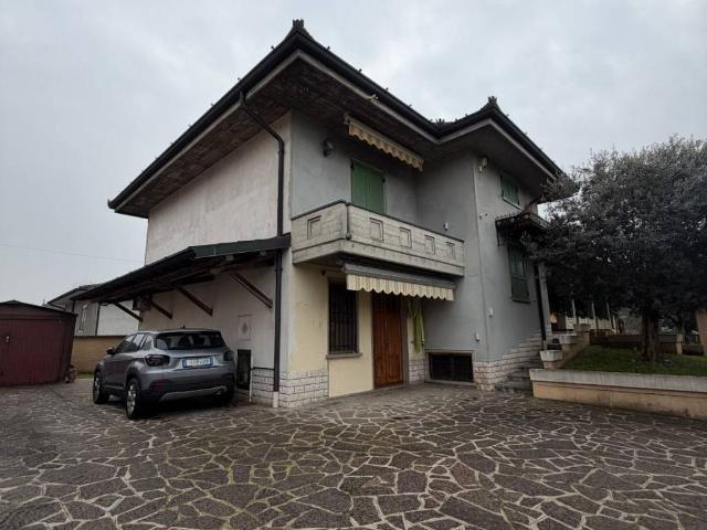 Villa in affitto a Verolavecchia BS