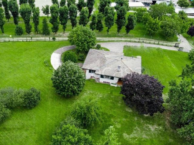 Villa in affitto a Villa Guardia, non arredato/vuoto, giardino privato, box doppio TrovaCasa