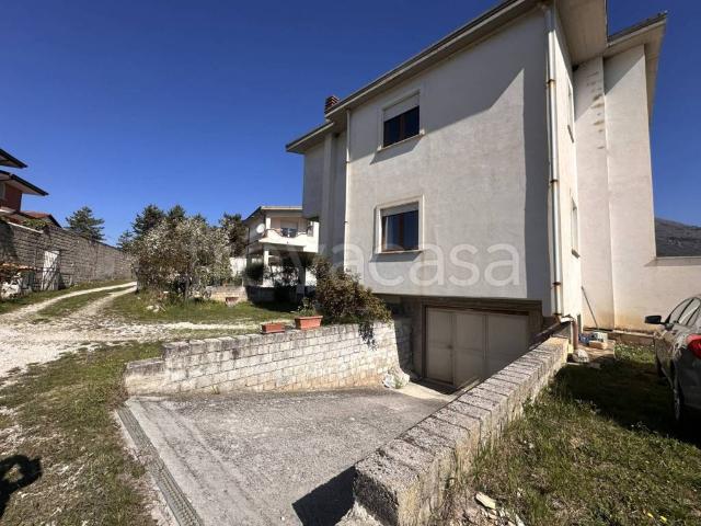 Villa in affitto ad Avezzano via Europa, giardino privato, box, terrazzo TrovaCasa