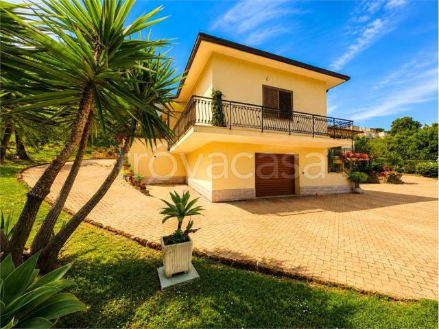 Villa in affitto ad Ancona frazione sappanico, 58/m, box, terrazzo, riscaldamento autonomo TrovaCasa
