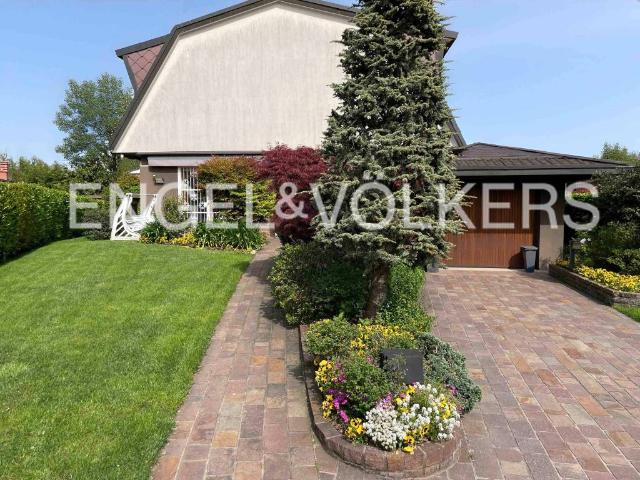 Villa in affitto ad Arese via Giacomo Matteotti, 40/111, arredato, giardino privato, box TrovaCasa