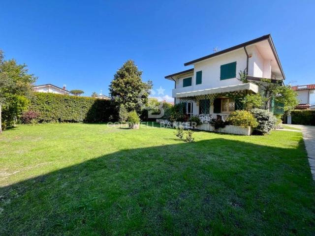 Villa in affitto|Toscana,Forte dei Marmi