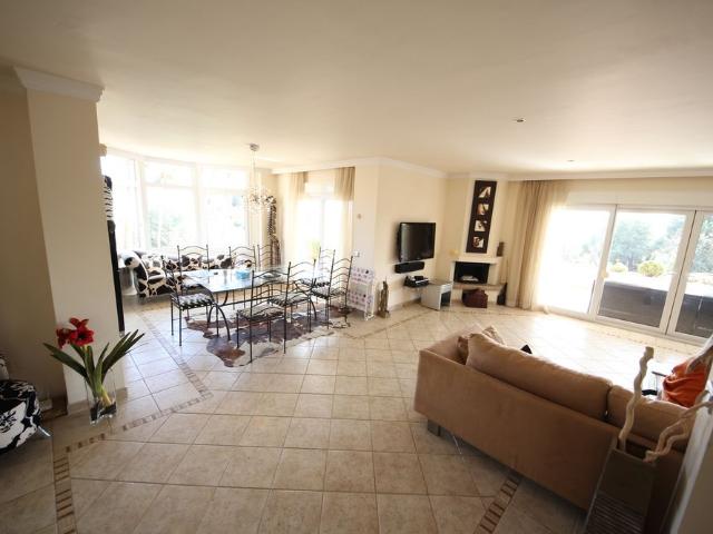 Villa in Calahonda