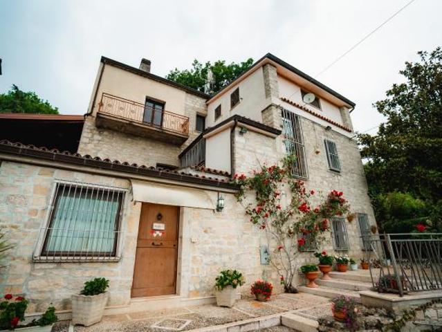 Villa in Contrada Campone