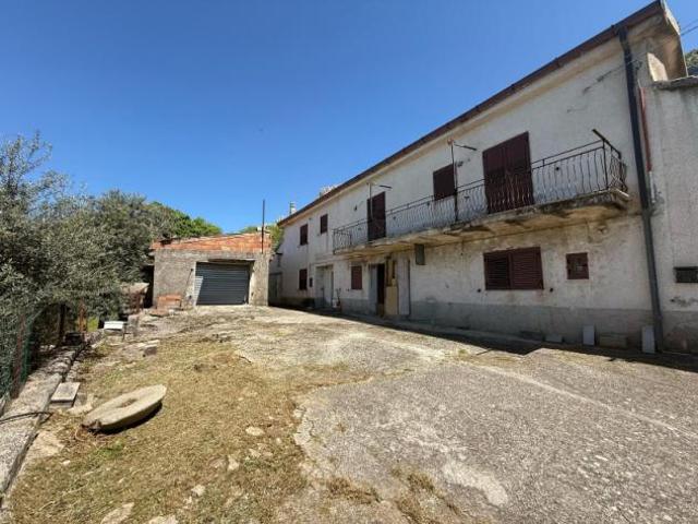 Villa in Contrada Piro Verde