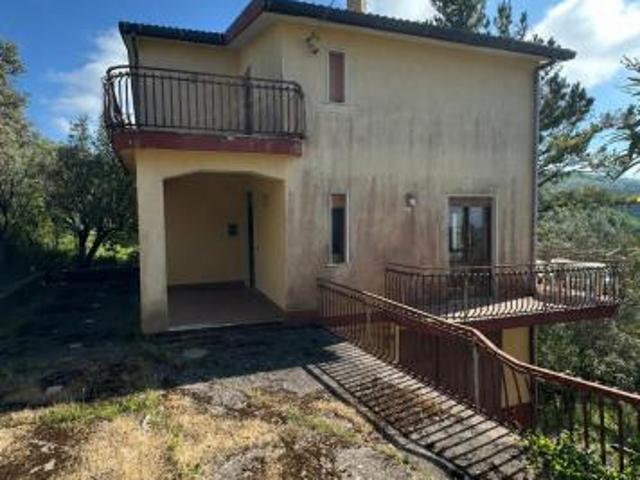 Villa in Contrada Santa Maria