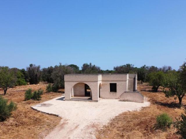 Villa in Contrada Santomucchio