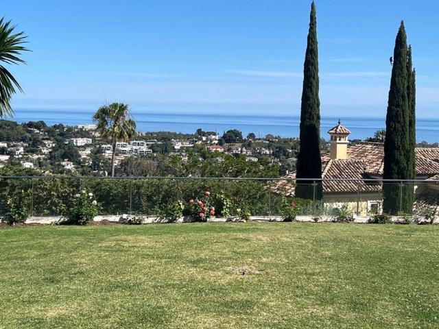 Villa in El Paraiso, Costa del Sol