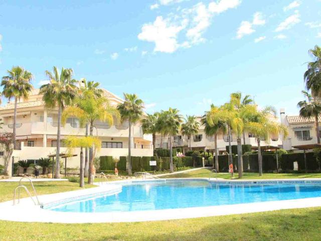 Villa in El Rosario, Costa del Sol