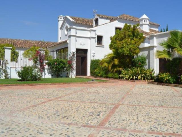Villa in Guadalmina Baja, Costa del Sol