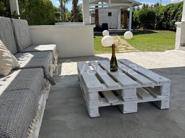 Villa in in affitto da privato a Brindisi via Apani, 13, giardino, da privato, vista mare TrovaCasa