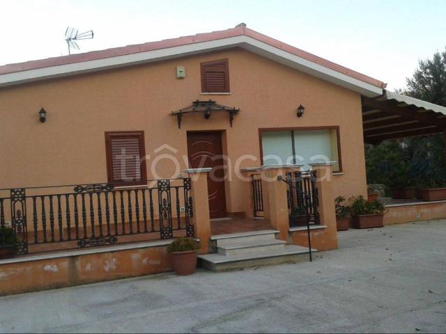 Villa in in affitto da privato a Carini via Sant'Anna, 71, arredato, da privato, zanzariere TrovaCasa