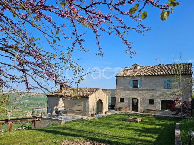 Villa in in affitto da privato a Fermo strada Comunale Bore di Tenna, 60, giardino, da privato, aria condizionata TrovaCasa