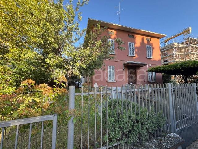 Villa in in affitto da privato a Parma via Verona, 7, arredato, giardino privato, box TrovaCasa
