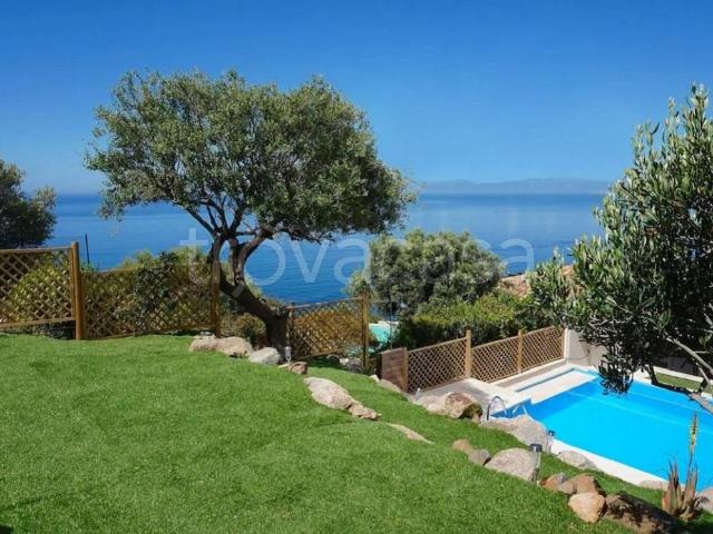 Villa in in affitto da privato a Quartu Sant'Elena via dei Frassini, giardino, da privato, piscina TrovaCasa