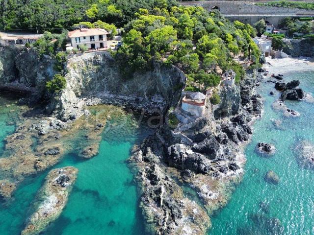 Villa in in affitto da privato a Rosignano Marittimo via Aurelia, 1111, da privato, fronte mare, vista mare TrovaCasa
