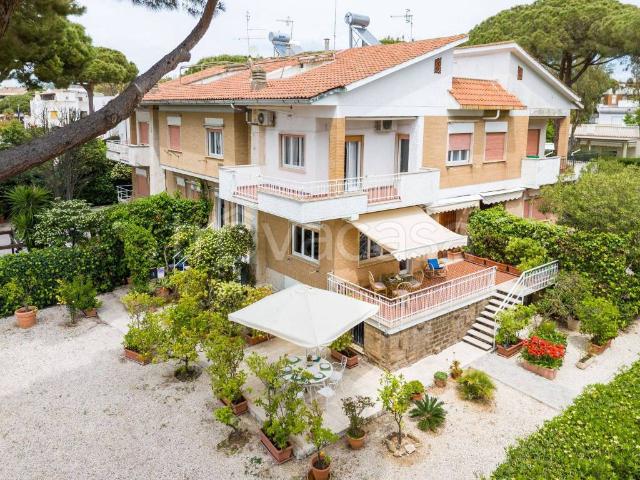 Villa in in affitto da privato a Santa Marinella via Padre Lorenzo van Eerenbeemt, giardino, terrazzo, da privato TrovaCasa