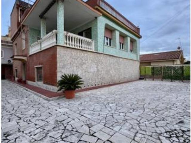 Villa in Lungomare delle Meduse