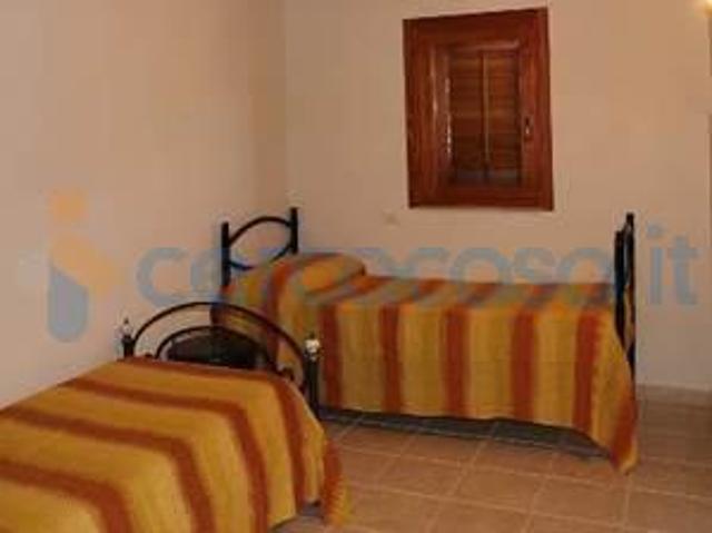 Villa in ottime condizioni in affitto a Capo D'Orlando