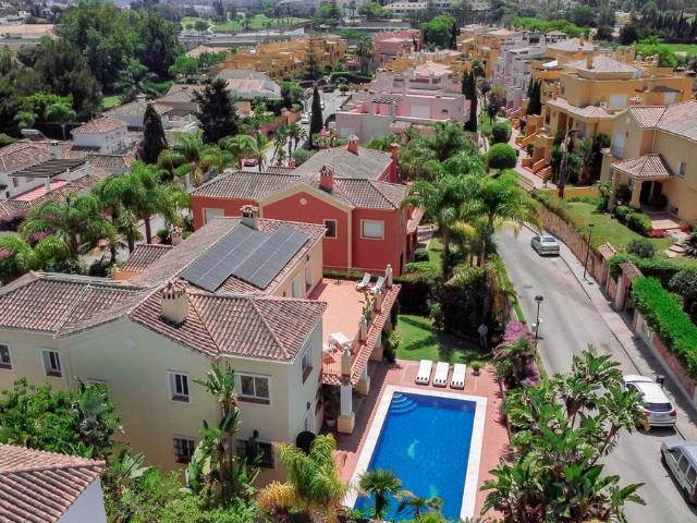 Villa in San Pedro de Alcántara, Costa del Sol