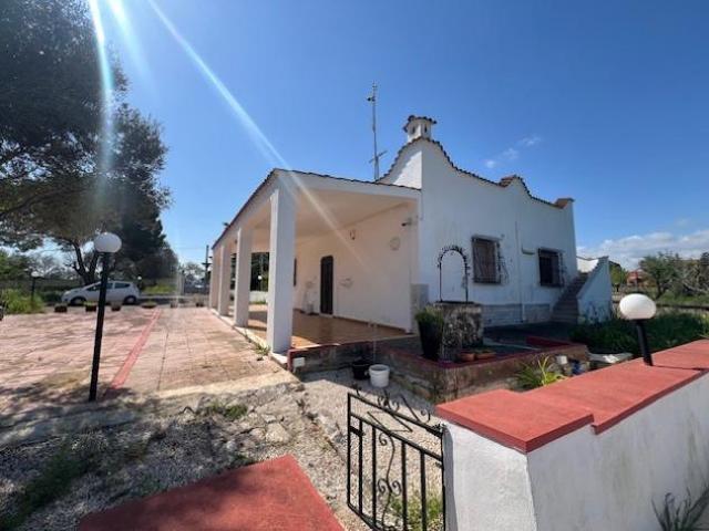 Villa in Strada Comunale N. 40
