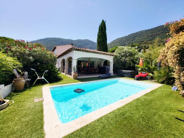 VILLA INDEPENDANTE AVEC PISCINE VERITABLE HAVRE DE PAIX