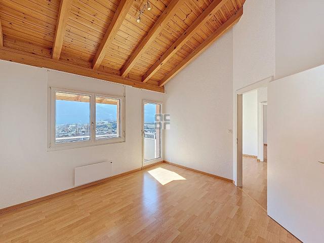 Villa indépendante de 5½ pièces avec vue panoramique à Sierre | dreamo. Ch
