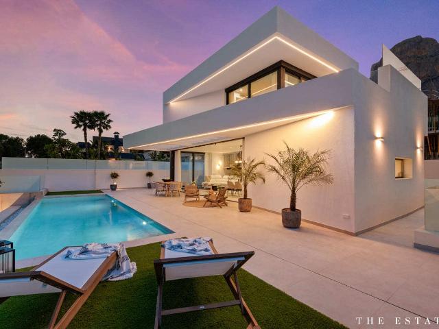 Villa independiente moderna, orientación sur, en construcció. 311m² Polop