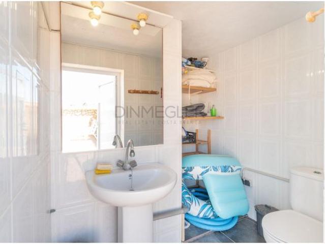 Villa independiente con piscina privada y parcela segregable de 809 m2 en Torreta Florida