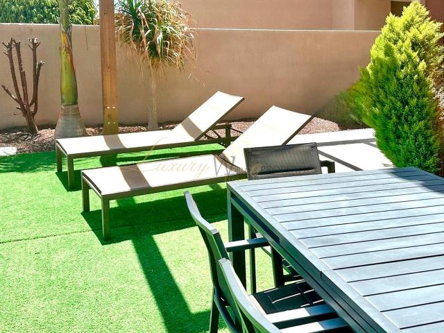Villa independiente en Amarilla Golf C