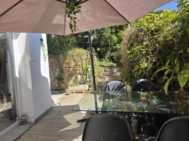 Villa Independiente en Las Chapas: Joya de una planta a pasos del mar y Cabopino