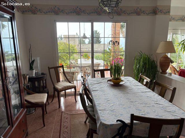 Villa Independiente en Venta en Capellanía, Benalmádena Calle París