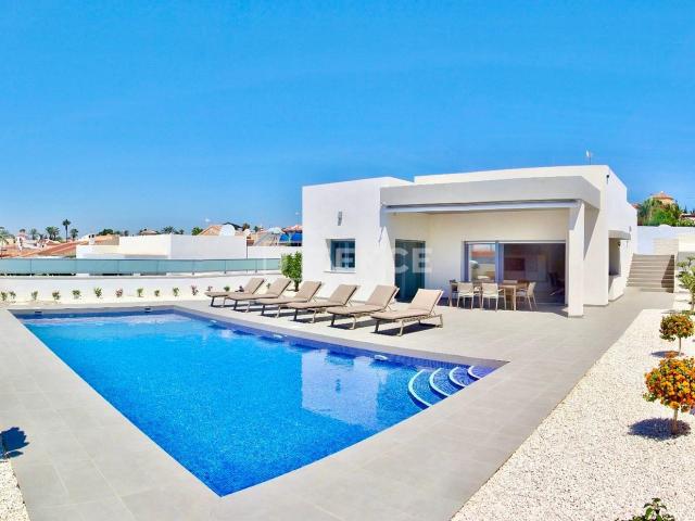 Villa Independiente Rojales Centro Rojales Alicante 120m² Rojales
