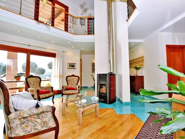 Villa indipendente con giardino e vigneto 0m² Ozieri
