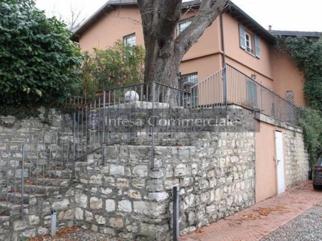 Villa indipendente in bassa Panoramica