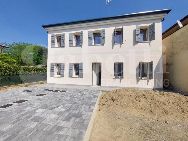 Villa indipendente PLURILOCALE in affitto a Treviso Tv