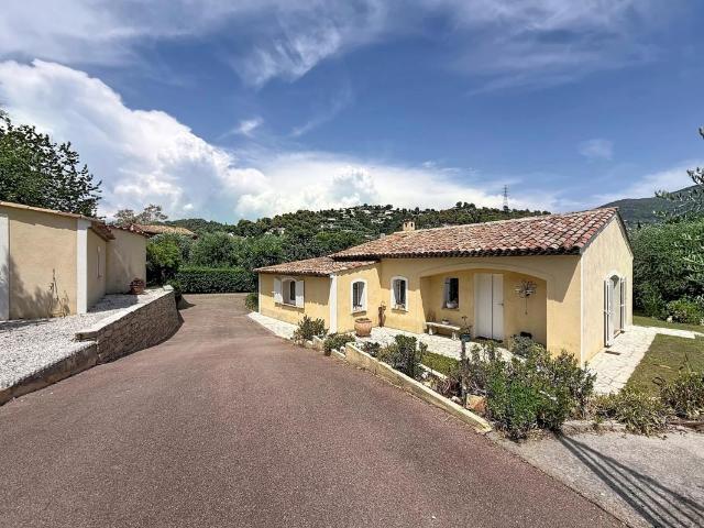 Villa individuelle avec jolis piscine à Saint Martin du Var