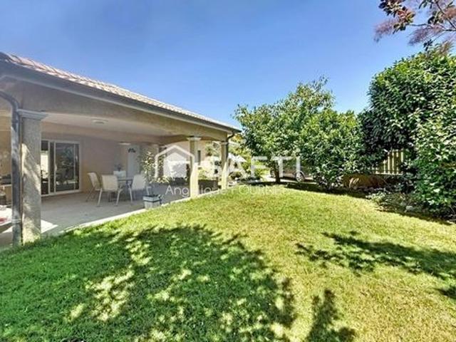 Villa individuelle de PLAIN PIED 130 m² habitable 3 chambres Terrain de 800 m²