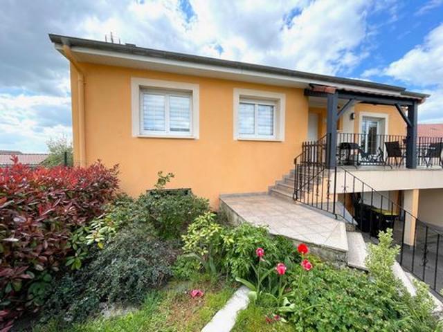 Villa indiv.plain pied 125m2 env calme, parking