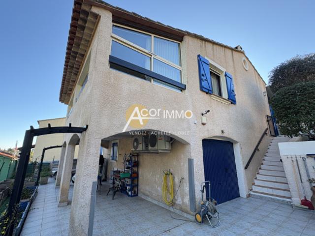 VILLA INDIVIDUELLE PROVENCALE PISCINE GARAGE T2