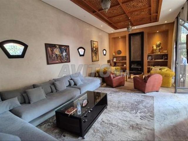 Villa jumelée meublée à louer de 303 m² Bab Ighli